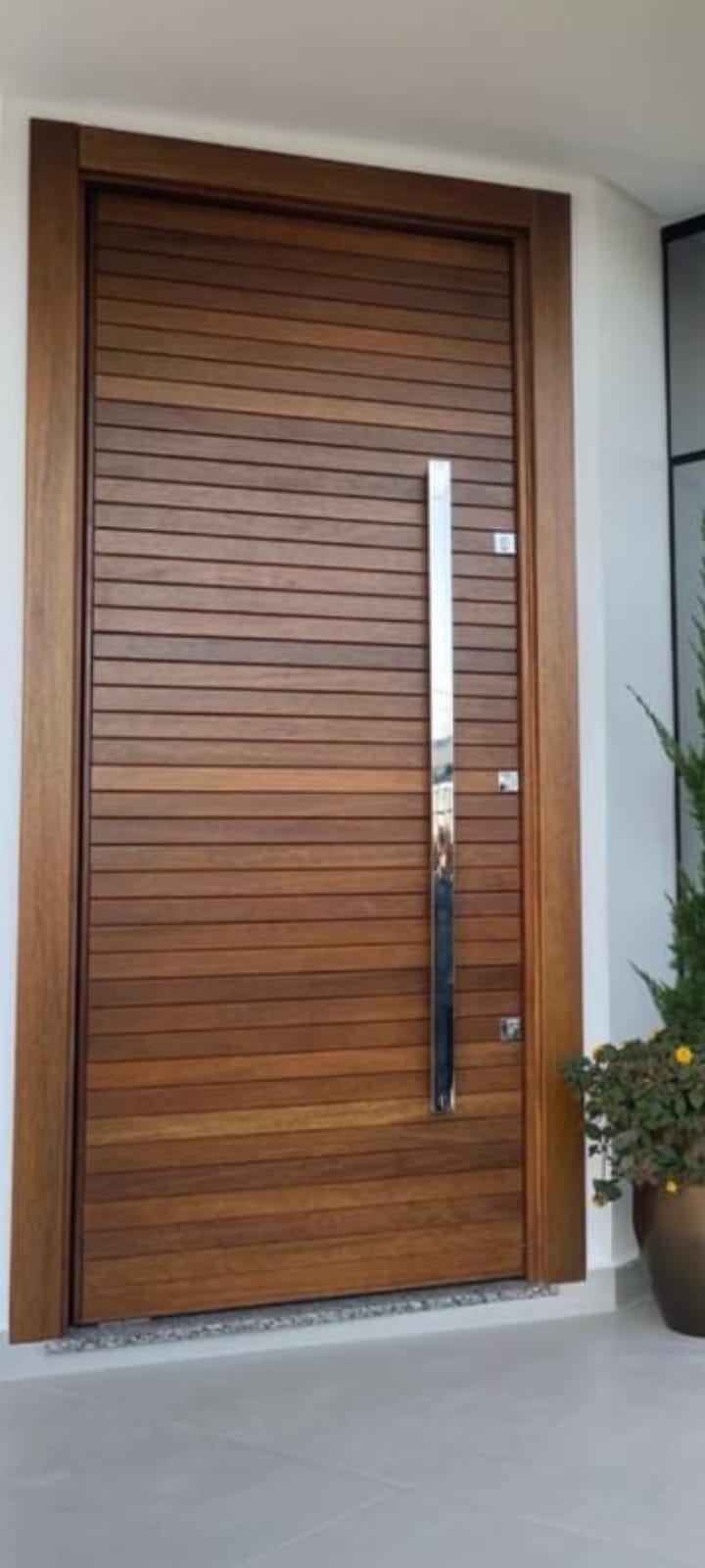 WhatsApp Image 2025-08-25 at 17.33.42 (2)