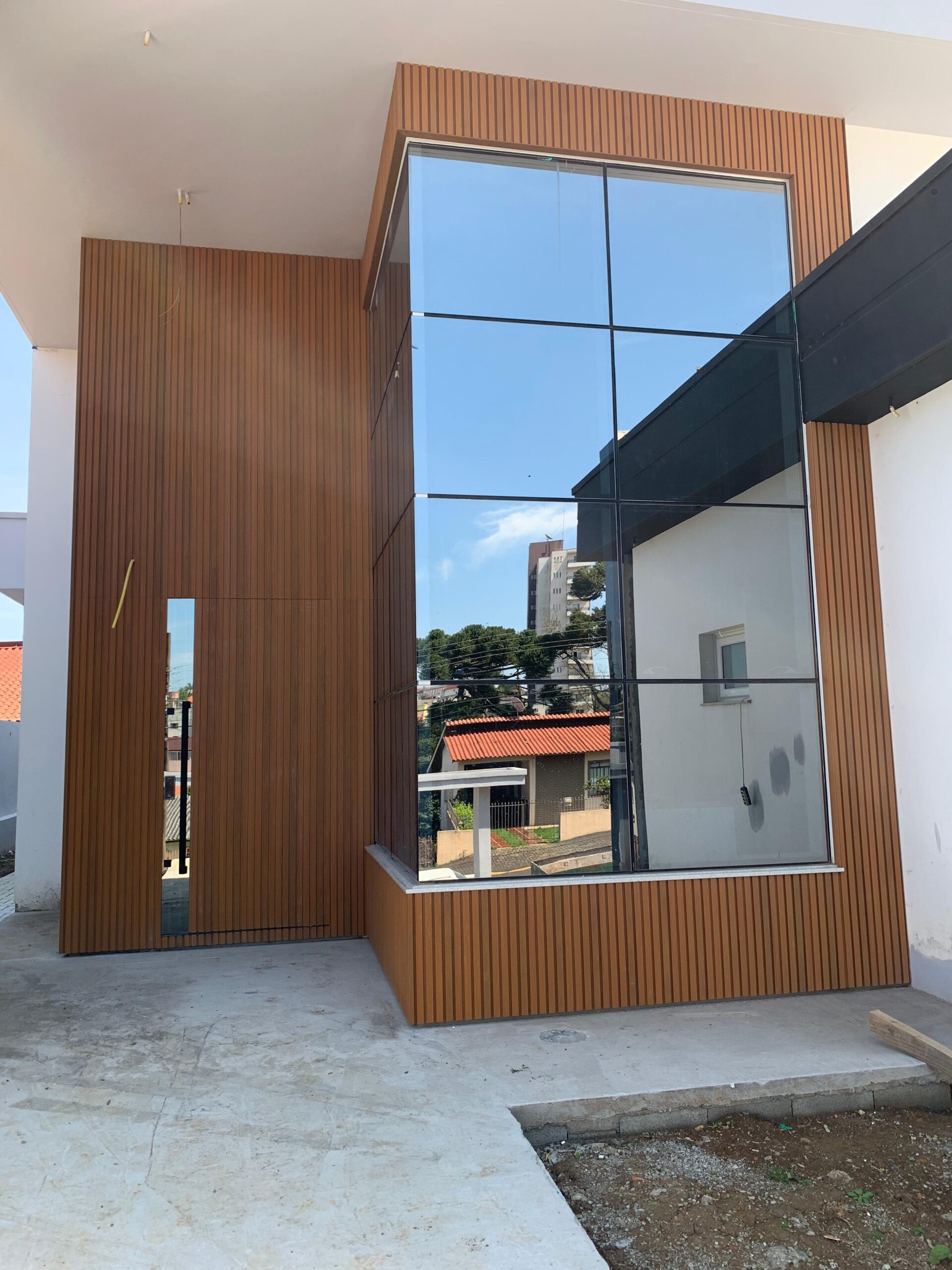 WhatsApp Image 2025-08-25 at 17.33.44 (1)